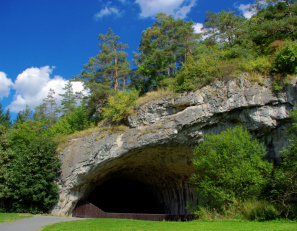 Spring in the Moravian Karst, 3 days / 2 nights